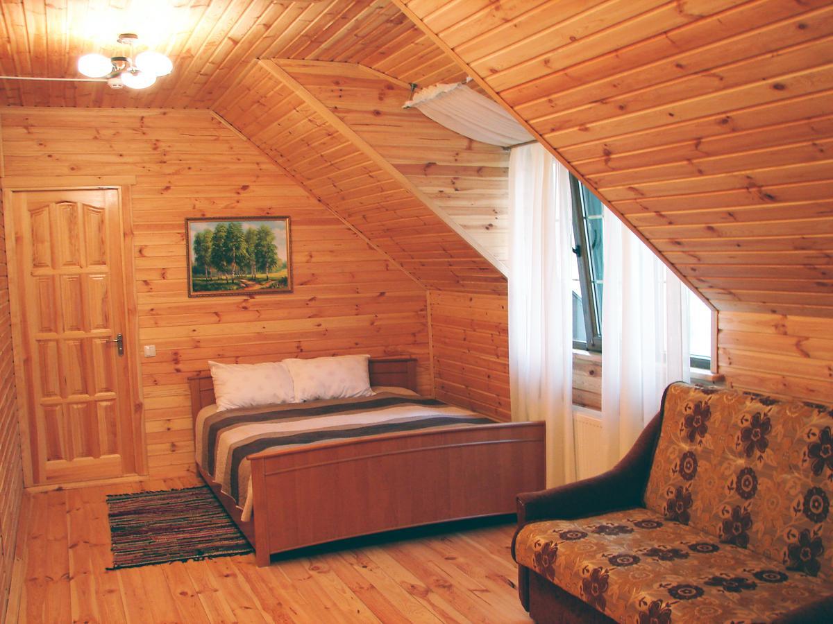 Pershyi Kordon Tourist Complex Hotel Medvedevka Стая снимка