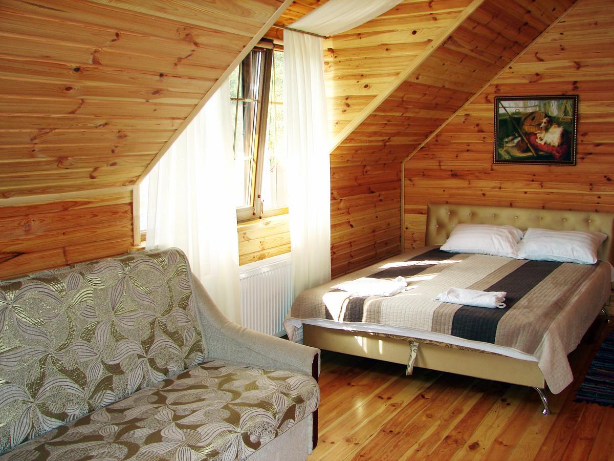 Pershyi Kordon Tourist Complex Hotel Medvedevka Стая снимка